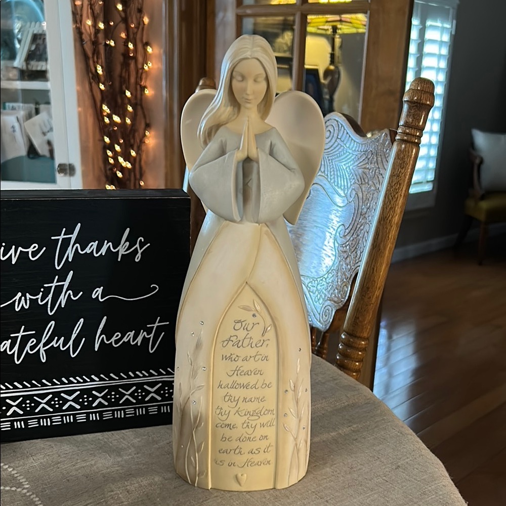 Beautiful Enesco angel 
Lord’s Prayer